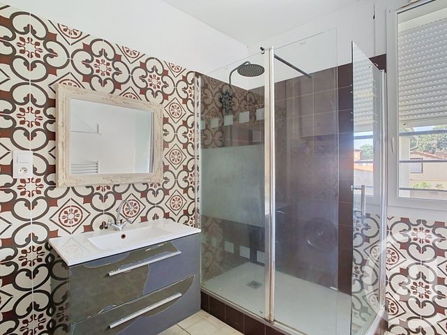 Appartement F3 à vendre - 3 pièces - 64.33 m2 - PERPIGNAN - 66 - LANGUEDOC-ROUSSILLON - Century 21 Terres Catalanes