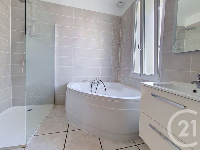 Appartement F4 à vendre - 4 pièces - 102.99 m2 - PERPIGNAN - 66 - LANGUEDOC-ROUSSILLON - Century 21 Terres Catalanes