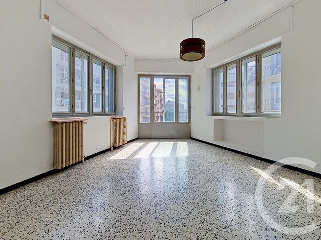 Appartement F4 à vendre - 4 pièces - 102.99 m2 - PERPIGNAN - 66 - LANGUEDOC-ROUSSILLON - Century 21 Terres Catalanes