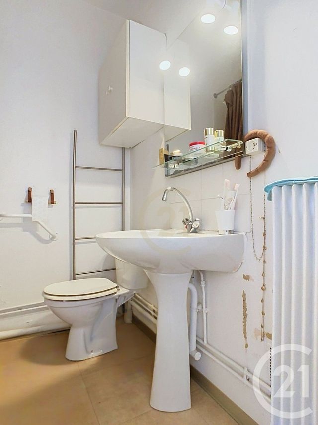 Appartement F1 bis à vendre - 2 pièces - 31.7 m2 - PERPIGNAN - 66 - LANGUEDOC-ROUSSILLON - Century 21 Terres Catalanes