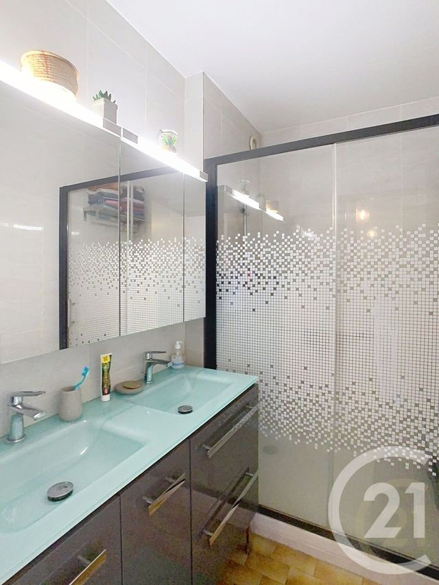 Appartement F3 à vendre - 3 pièces - 72.7 m2 - PERPIGNAN - 66 - LANGUEDOC-ROUSSILLON - Century 21 Terres Catalanes