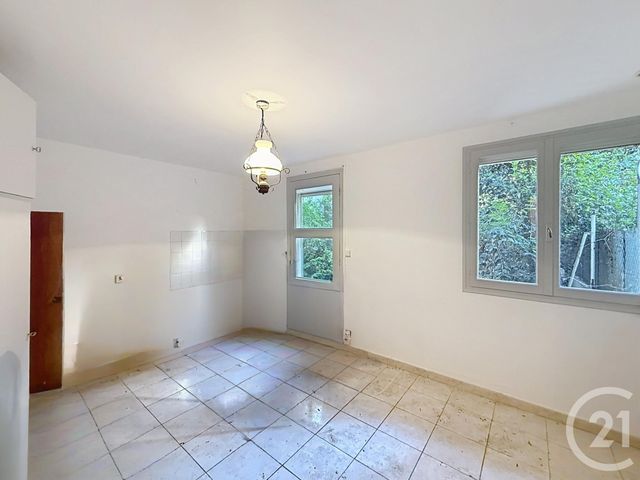 Appartement F4 à vendre - 5 pièces - 106.0 m2 - PERPIGNAN - 66 - LANGUEDOC-ROUSSILLON - Century 21 Terres Catalanes