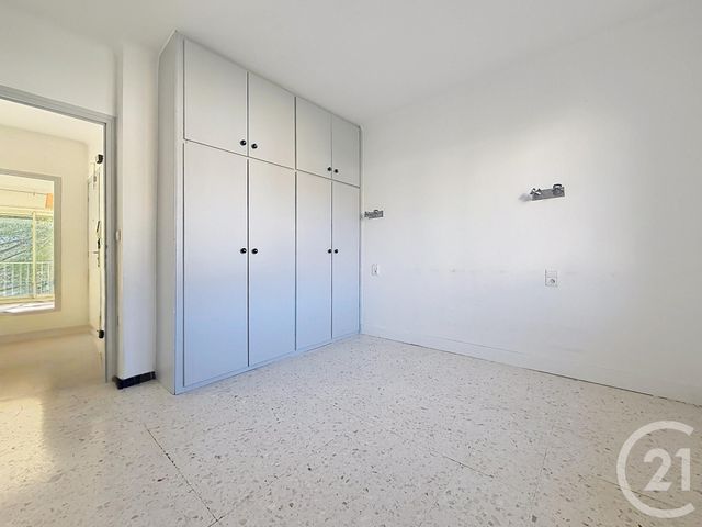 Appartement F4 à vendre - 5 pièces - 106.0 m2 - PERPIGNAN - 66 - LANGUEDOC-ROUSSILLON - Century 21 Terres Catalanes