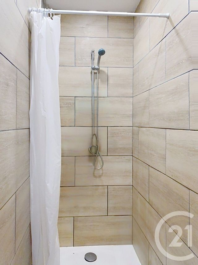 Appartement F5 à vendre - 5 pièces - 93.5 m2 - PERPIGNAN - 66 - LANGUEDOC-ROUSSILLON - Century 21 Terres Catalanes