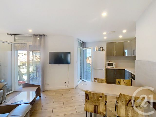 Appartement F5 à vendre - 5 pièces - 93.5 m2 - PERPIGNAN - 66 - LANGUEDOC-ROUSSILLON - Century 21 Terres Catalanes