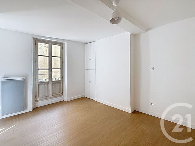 Appartement Duplex à louer - 2 pièces - 31.93 m2 - PERPIGNAN - 66 - LANGUEDOC-ROUSSILLON - Century 21 Terres Catalanes