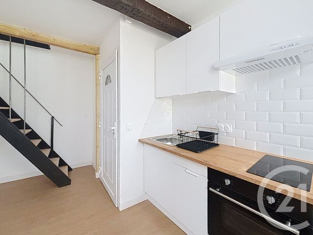 Appartement Duplex à louer - 2 pièces - 31.93 m2 - PERPIGNAN - 66 - LANGUEDOC-ROUSSILLON - Century 21 Terres Catalanes