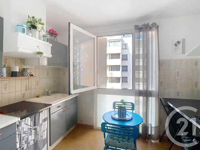 Appartement F2 à vendre - 2 pièces - 46.72 m2 - PERPIGNAN - 66 - LANGUEDOC-ROUSSILLON - Century 21 Terres Catalanes