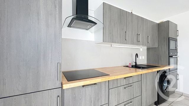 Appartement F2 à louer - 2 pièces - 48.38 m2 - PERPIGNAN - 66 - LANGUEDOC-ROUSSILLON - Century 21 Terres Catalanes