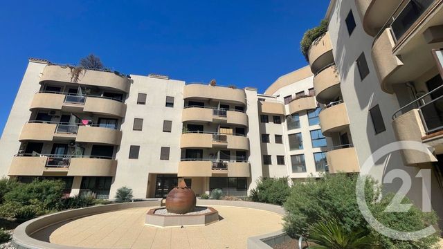 Appartement F2 à louer - 2 pièces - 33.5 m2 - PERPIGNAN - 66 - LANGUEDOC-ROUSSILLON - Century 21 Terres Catalanes