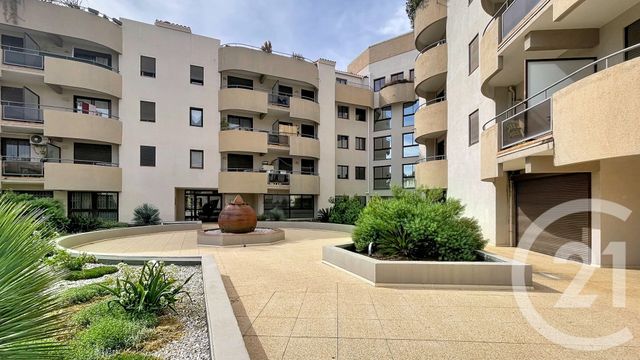Appartement F2 à louer - 2 pièces - 33.5 m2 - PERPIGNAN - 66 - LANGUEDOC-ROUSSILLON - Century 21 Terres Catalanes