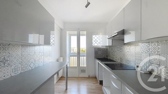 Appartement F3 à louer - 3 pièces - 58.95 m2 - PERPIGNAN - 66 - LANGUEDOC-ROUSSILLON - Century 21 Terres Catalanes
