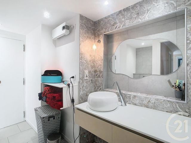 Appartement F4 à vendre - 4 pièces - 121.09 m2 - PERPIGNAN - 66 - LANGUEDOC-ROUSSILLON - Century 21 Terres Catalanes