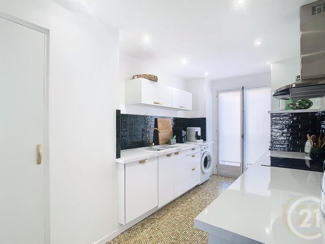 Appartement F4 à vendre - 4 pièces - 121.09 m2 - PERPIGNAN - 66 - LANGUEDOC-ROUSSILLON - Century 21 Terres Catalanes