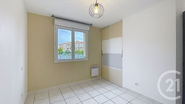 Appartement F3 à louer - 3 pièces - 57.61 m2 - ST ESTEVE - 66 - LANGUEDOC-ROUSSILLON - Century 21 Terres Catalanes