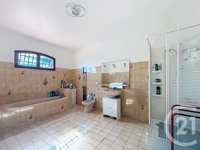 maison à vendre - 5 pièces - 170.7 m2 - PERPIGNAN - 66 - LANGUEDOC-ROUSSILLON - Century 21 Terres Catalanes