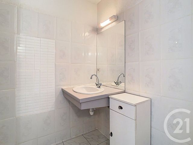Appartement T2 à louer - 2 pièces - 35.56 m2 - PERPIGNAN - 66 - LANGUEDOC-ROUSSILLON - Century 21 Terres Catalanes