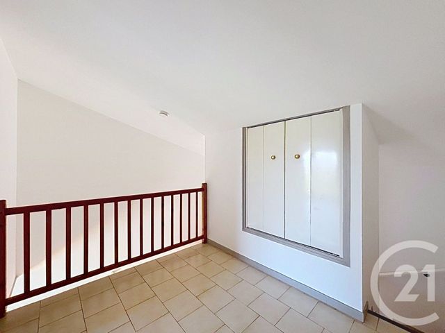 Appartement F3 à louer - 3 pièces - 69.93 m2 - PERPIGNAN - 66 - LANGUEDOC-ROUSSILLON - Century 21 Terres Catalanes