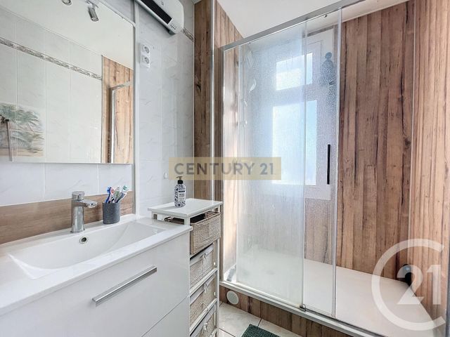 Appartement F4 à vendre - 4 pièces - 74.86 m2 - PERPIGNAN - 66 - LANGUEDOC-ROUSSILLON - Century 21 Terres Catalanes