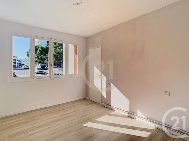 Appartement F3 à vendre - 3 pièces - 71.07 m2 - PERPIGNAN - 66 - LANGUEDOC-ROUSSILLON - Century 21 Terres Catalanes
