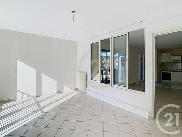 Appartement F3 à vendre - 3 pièces - 71.07 m2 - PERPIGNAN - 66 - LANGUEDOC-ROUSSILLON - Century 21 Terres Catalanes